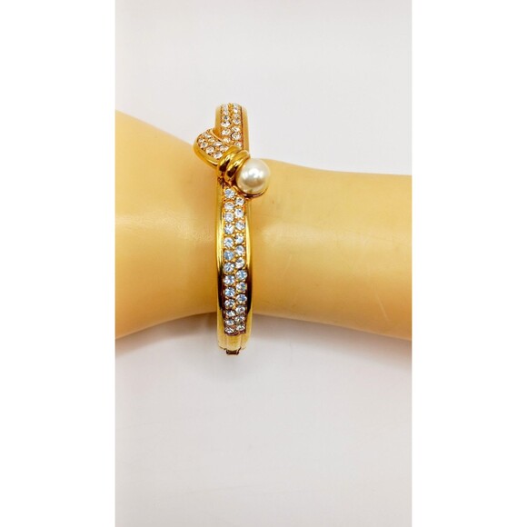 Swarovski Bangle Bracelet & Earrings Crystals & Faux Pearl Gold Tone Swan Mark - Picture 2 of 10